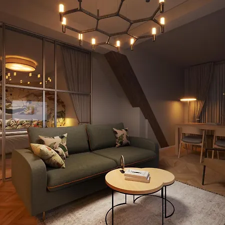 The Botanist 4*