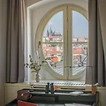 The Botanist Apartahotel Praga