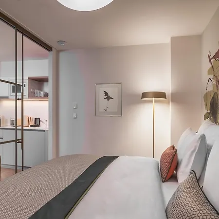 The Botanist Apartahotel 4*