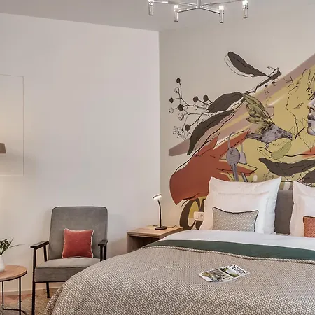 The Botanist Apartahotel