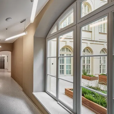 The Botanist Aparthotel 4*