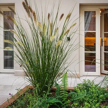 The Botanist Apartmanhotel