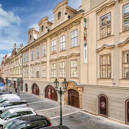 Aparthotel The Botanist 4*