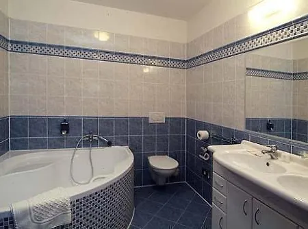 Modra Ruze Aparthotel Praag