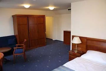 Modra Ruze 4* Praag