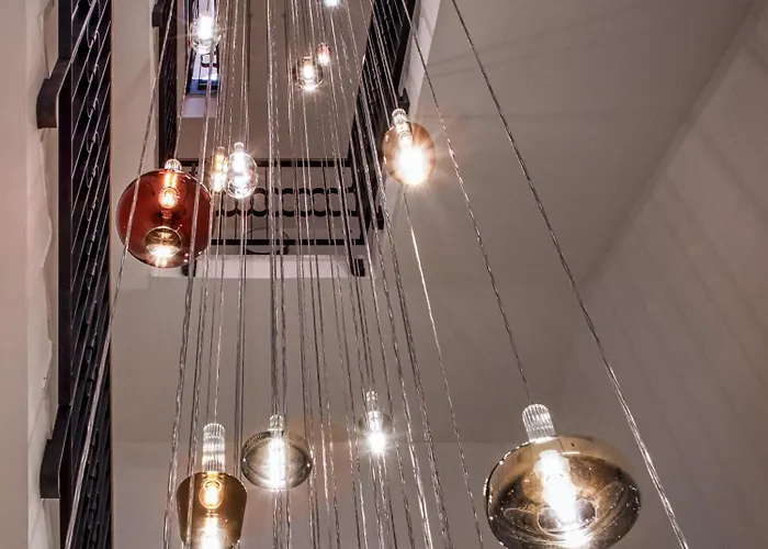 The Botanist Lägenhetshotell 4*