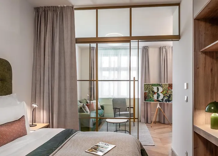 The Botanist Lägenhetshotell 4*