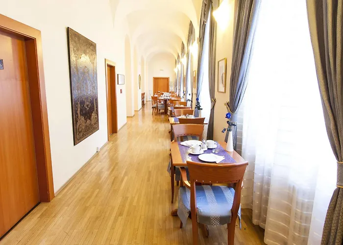 The Botanist Lägenhetshotell Prag