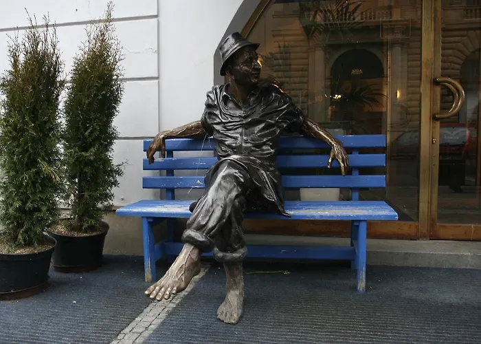 The Botanist Lägenhetshotell