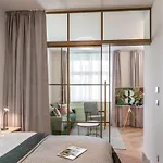 The Botanist Apartmanhotel 4*