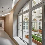 The Botanist Apartmanhotel 4*