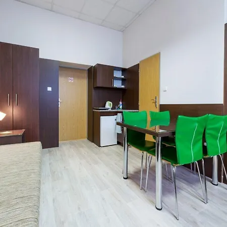 Aparthotel The Botanist 4*