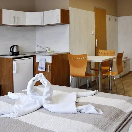 Aparthotel The Botanist 4*